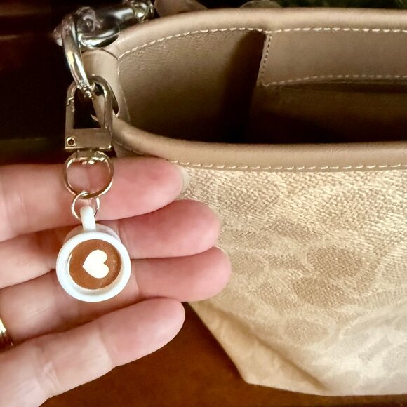 NEW Adorable 5-Pc Mini Coffee Cup Keychain - Heart Latte With Lobster Buckle - Picture 3 of 6